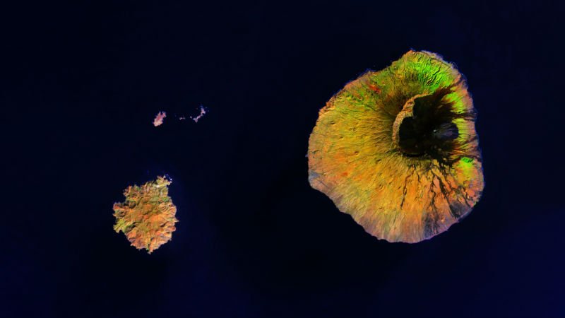Image satellite des îles de Fogo et Brava