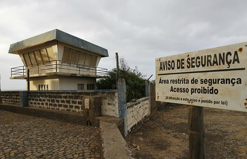 Santo Antão, Agostinho Neto Airport